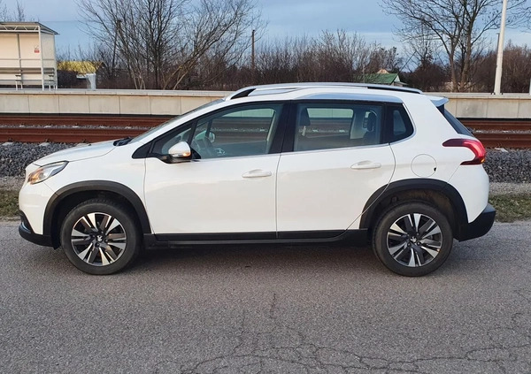 Peugeot 2008 cena 52900 przebieg: 39000, rok produkcji 2018 z Ostrołęka małe 16